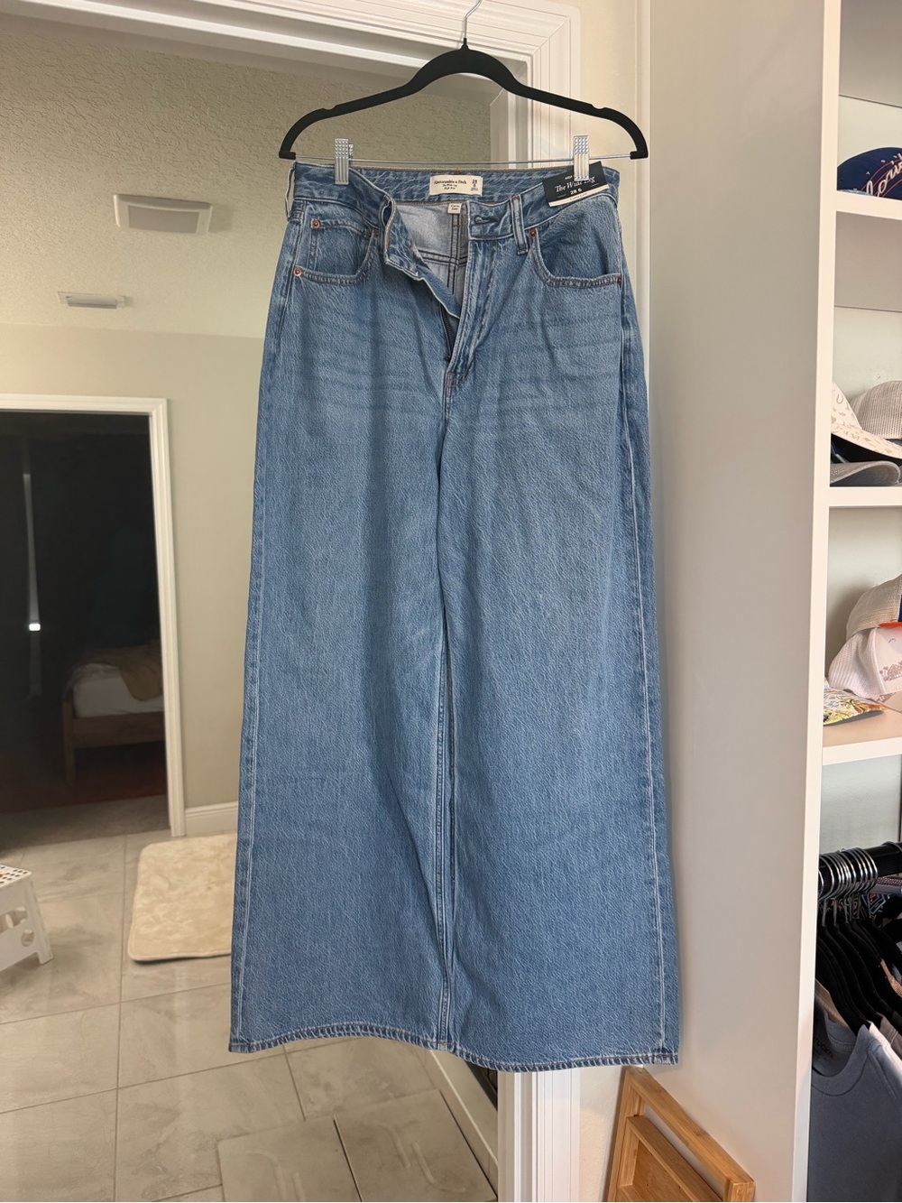Abercrombie Wide-Leg High-Rise Jeans